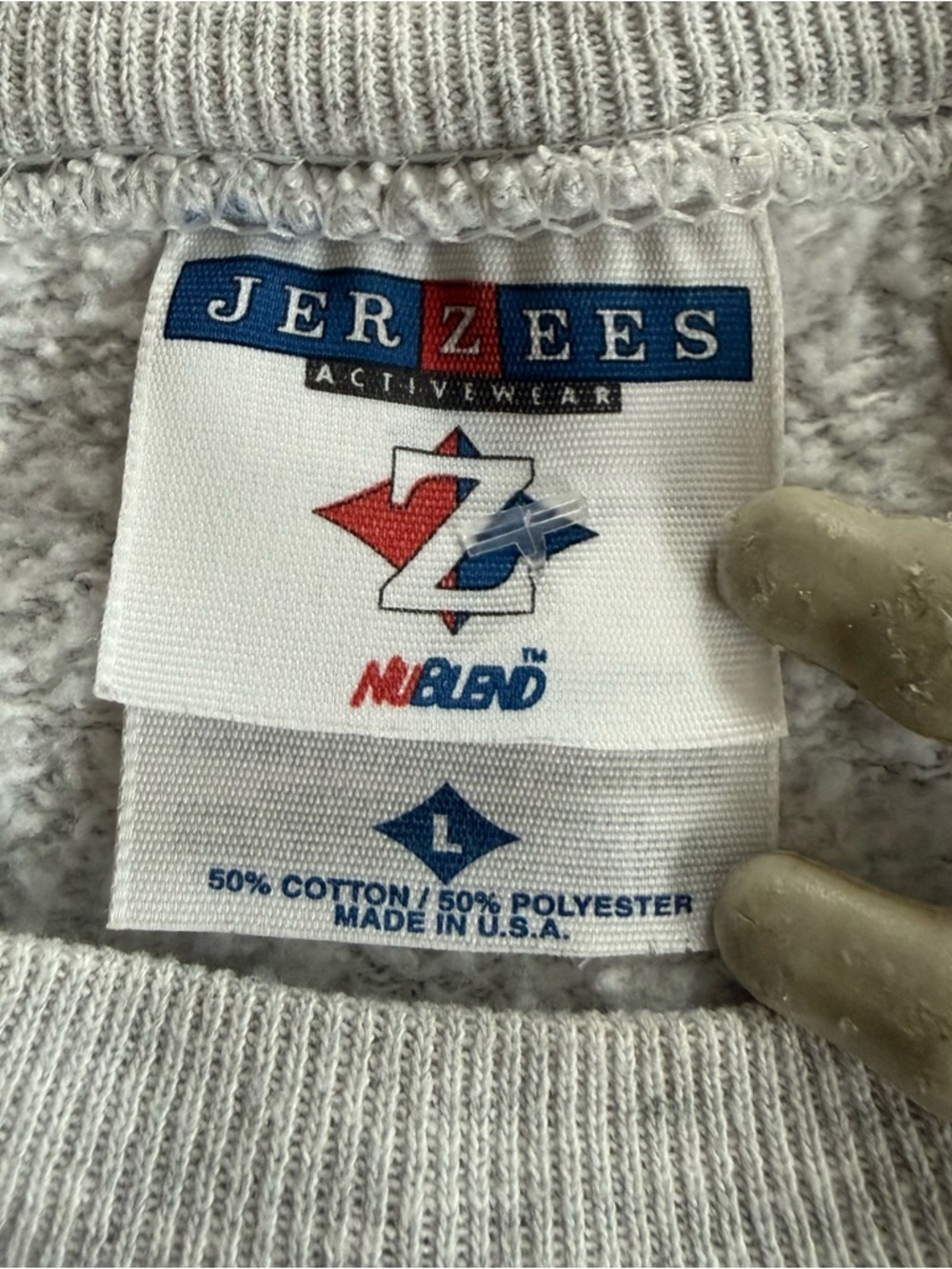 Vintage 90s Spring Flowers and Bees Heather Gray Cottage Sweatshirt ~ Size Large - Picture 7 of 7